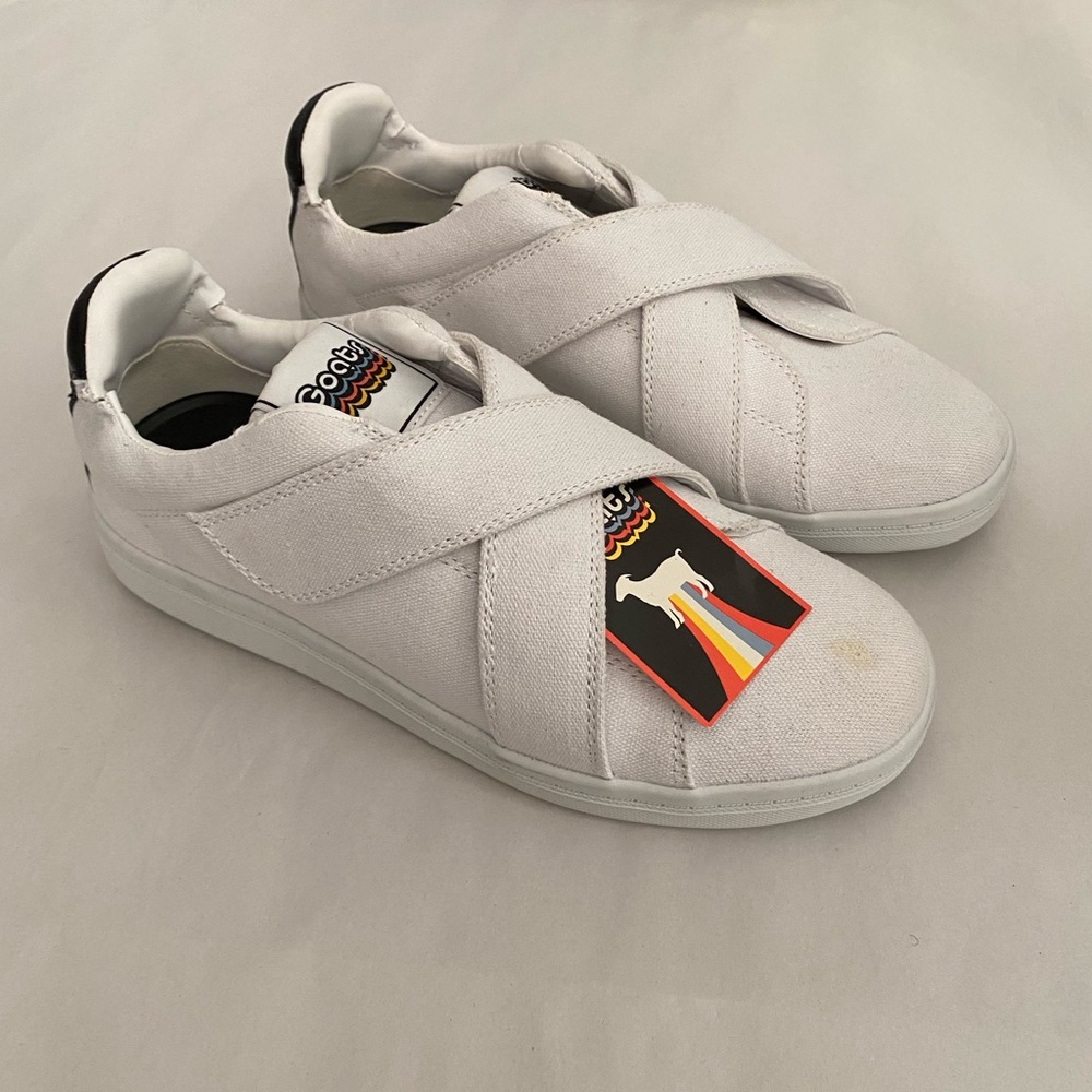 Goats Women’s Sneakers Size 7.5 Criss Cross Hood Loop Straps Streetwear NWT